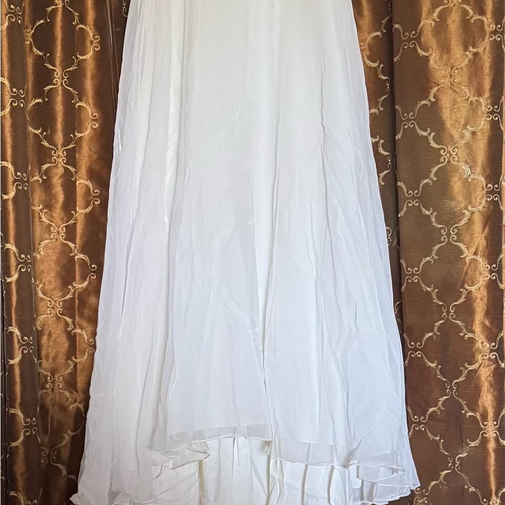 Chic White Wedding Dress